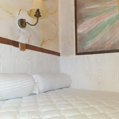 Spacious In Creta For 3 People, With Ac, Swimming Pool And Nature Gæstehus