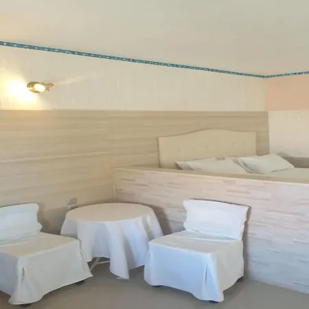 Spacious In Creta For 3 People, With Ac, Swimming Pool And Nature Hersonissos (Crete)