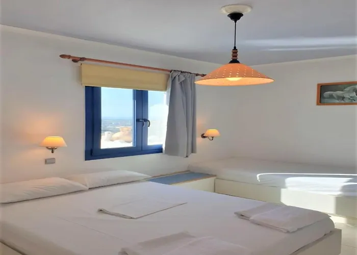 Spacious In Creta For 3 People, With Ac, Swimming Pool And Nature Gasthuis