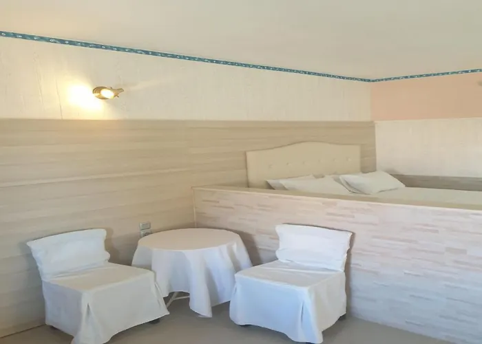 Spacious In Creta For 3 People, With Ac, Swimming Pool And Nature Chersonissos