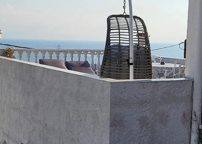 Guest house Spacious In Creta For 3 People, With Ac, Swimming Pool And Nature Hersonissos (Crete)